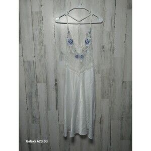 In Bloom By Jonquil Women's Medium Lace Nightgown